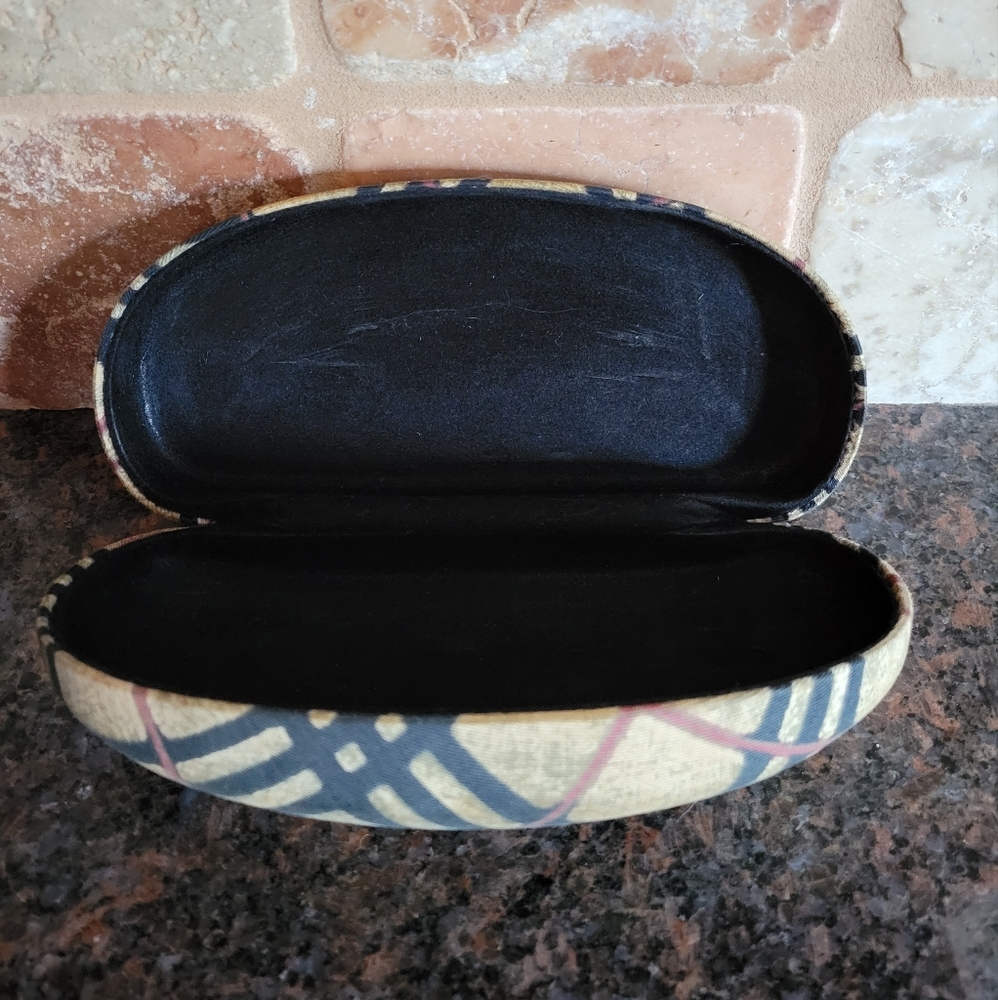 BURBERRY Glasses Case - Picture 4 of 4